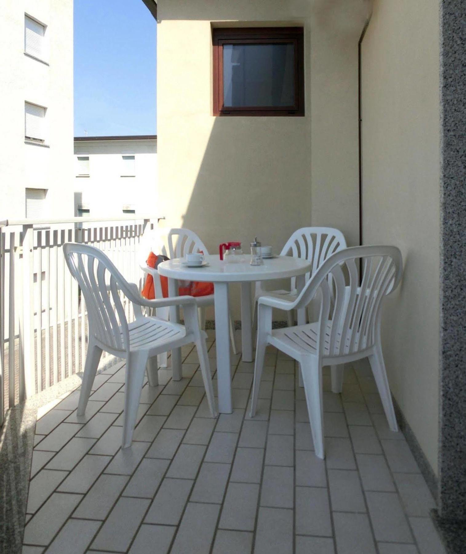 Viviana Apartamento Lignano Sabbiadoro Exterior foto
